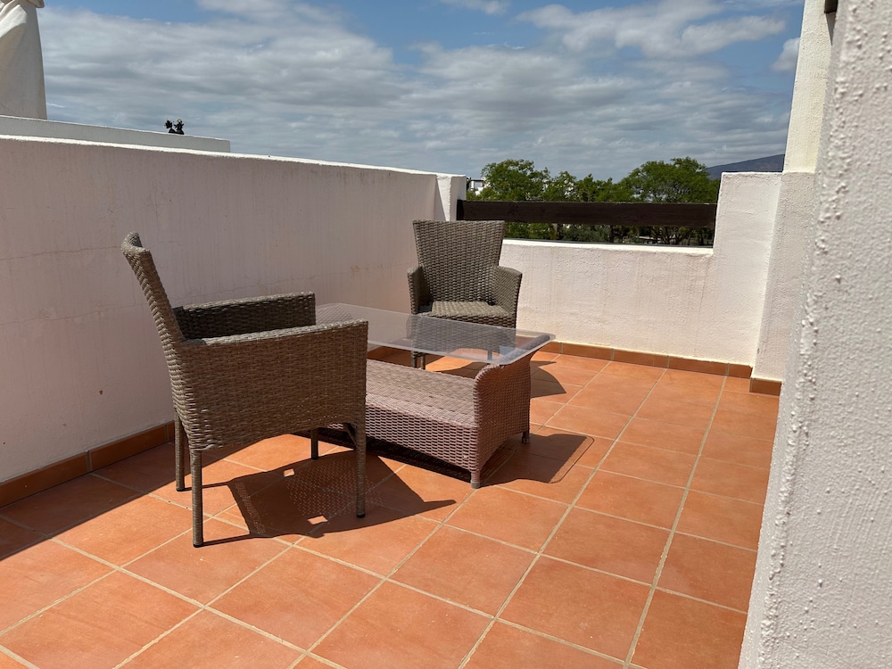 2 Bed Penthouse in Condado de Alhama Naranjos 4