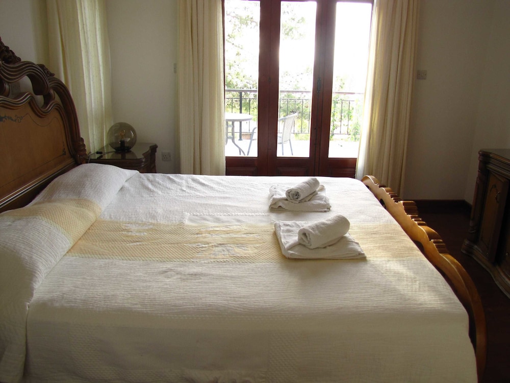 Webooking Knossos Villa