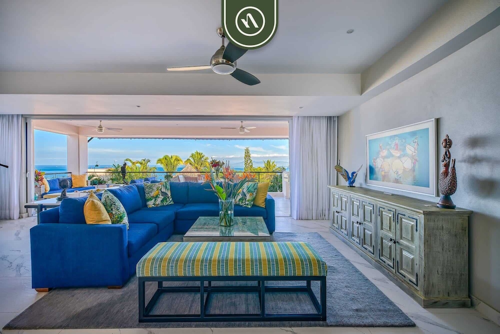 Oceanview 3 BR Condo - Amazing View From Terrace