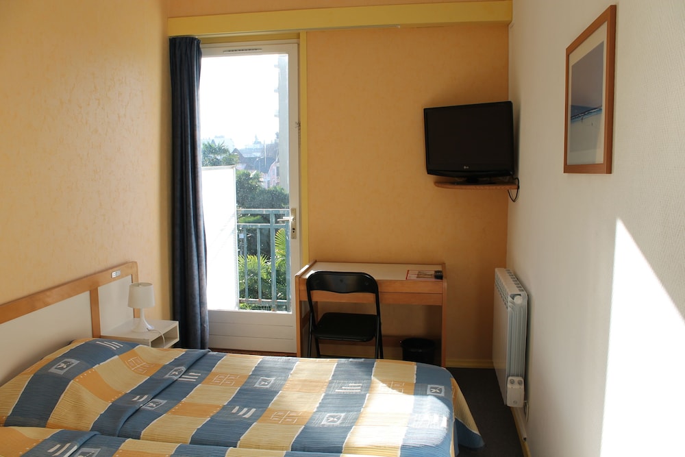 Pau Vacations - Hotel Montilleul - Property Image 19