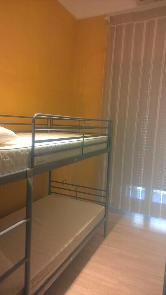 B&B Anny