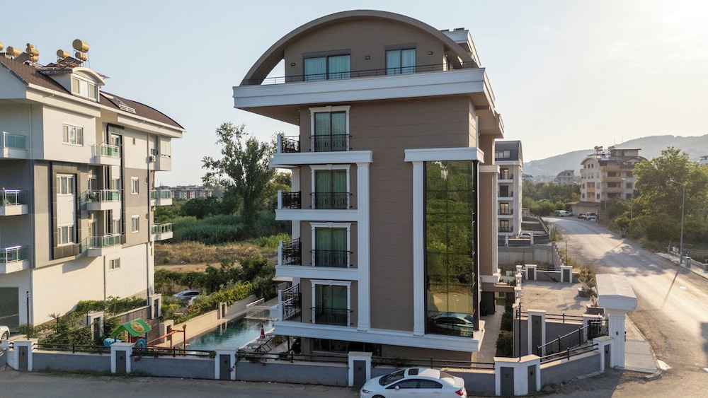 Loovox Suites