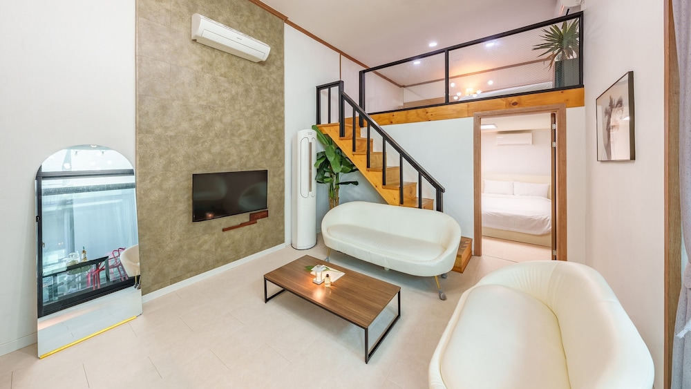 Yeosu Porrr Ocean View Pension