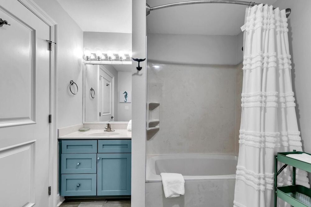 Cassine Way 303 - Seagrove + Sunsets