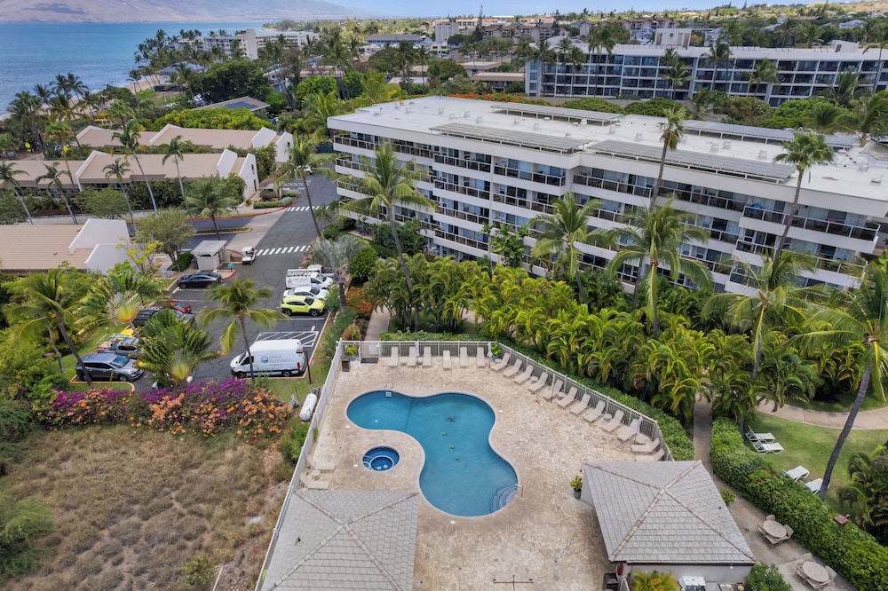 Maui Banyan A-202 by Maui Rental Group