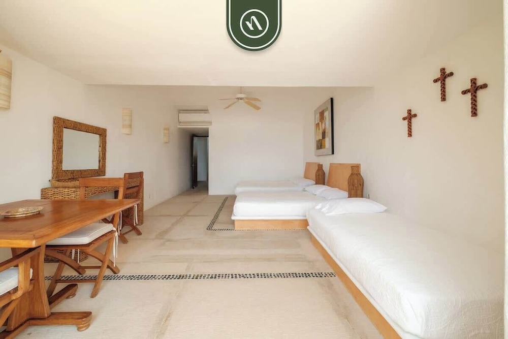 4 BR Penthouse - Breathtaking Views - Private Pool