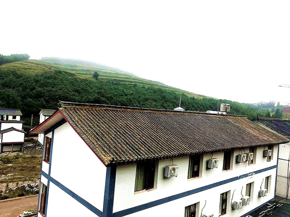 Hongjingxuan Hotel view 2