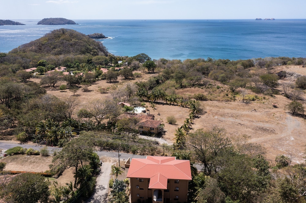 Oceanview Condo With Pool Near Playa Prieta 2BR - Vida de la Paz 4