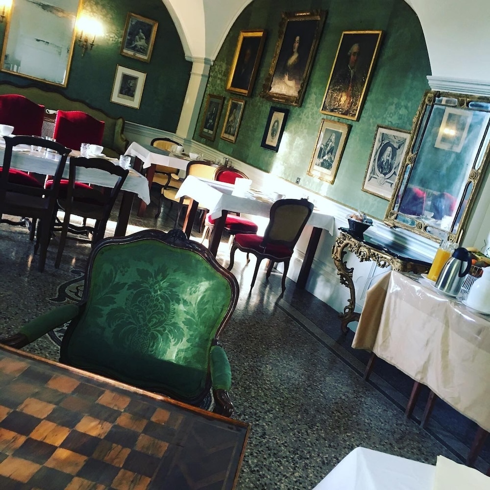 Chateau du rey Restaurant L'Abeuradou