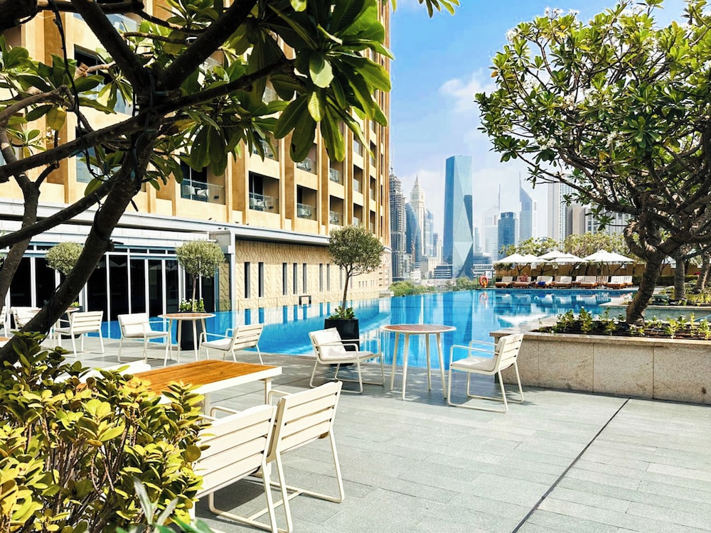 PVH - Emaar Fashion Avenue - 1BR