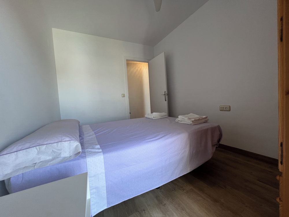 Cd-2063 Three Bedroom With Roof Terrace