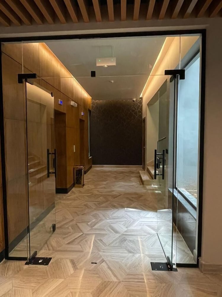 VOYAGE RESIDENCE