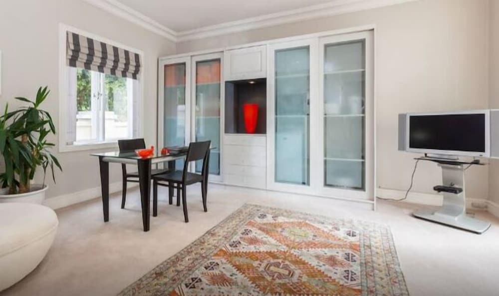 Melrose Executive Suites