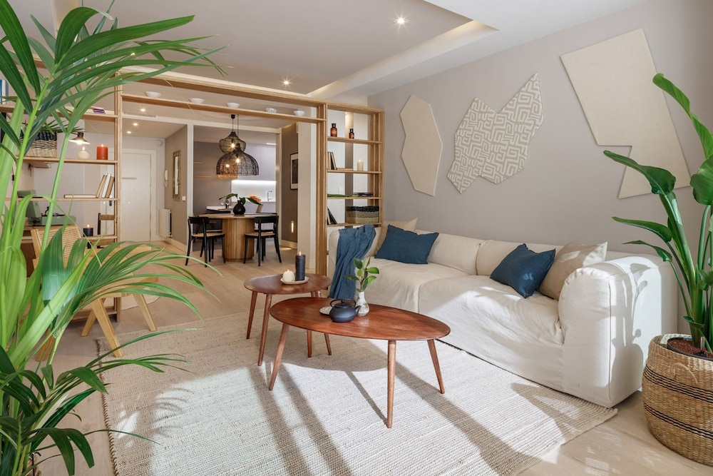 Sire - 2 Bedrooms in Almagro