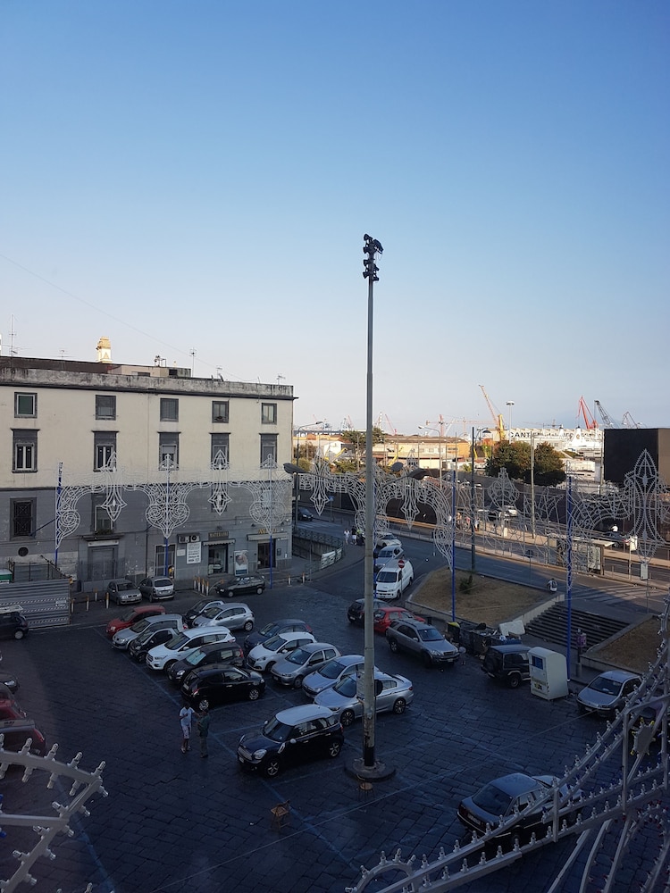 Al Campanile H. Napoli Centro by ClaPa Group Dislocated Hospitality