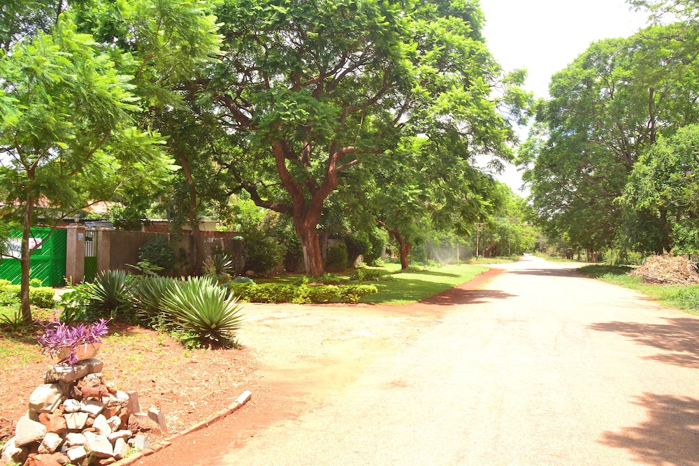 Breeze Guest House