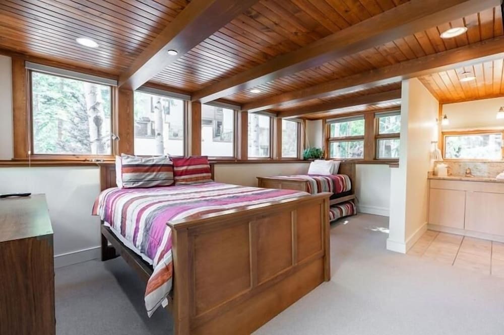 Vail Ski Resort Northwoods Condos