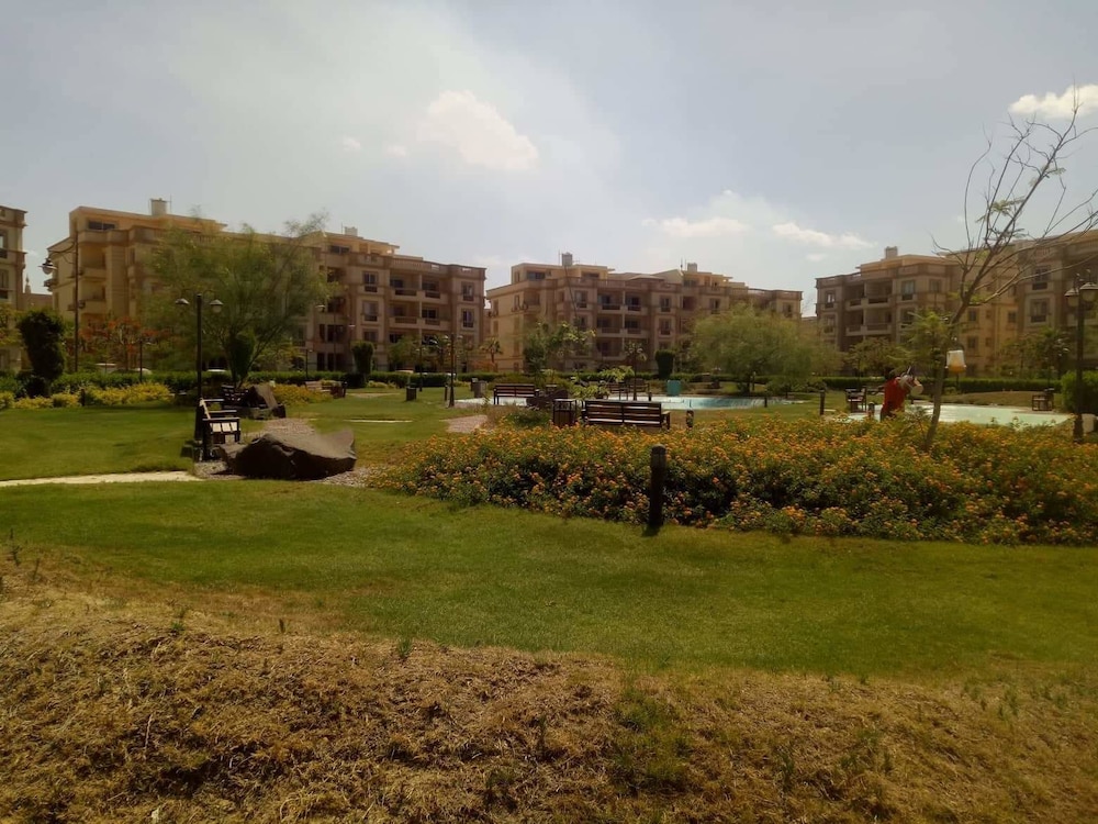 Golf Residance Compound Apartament