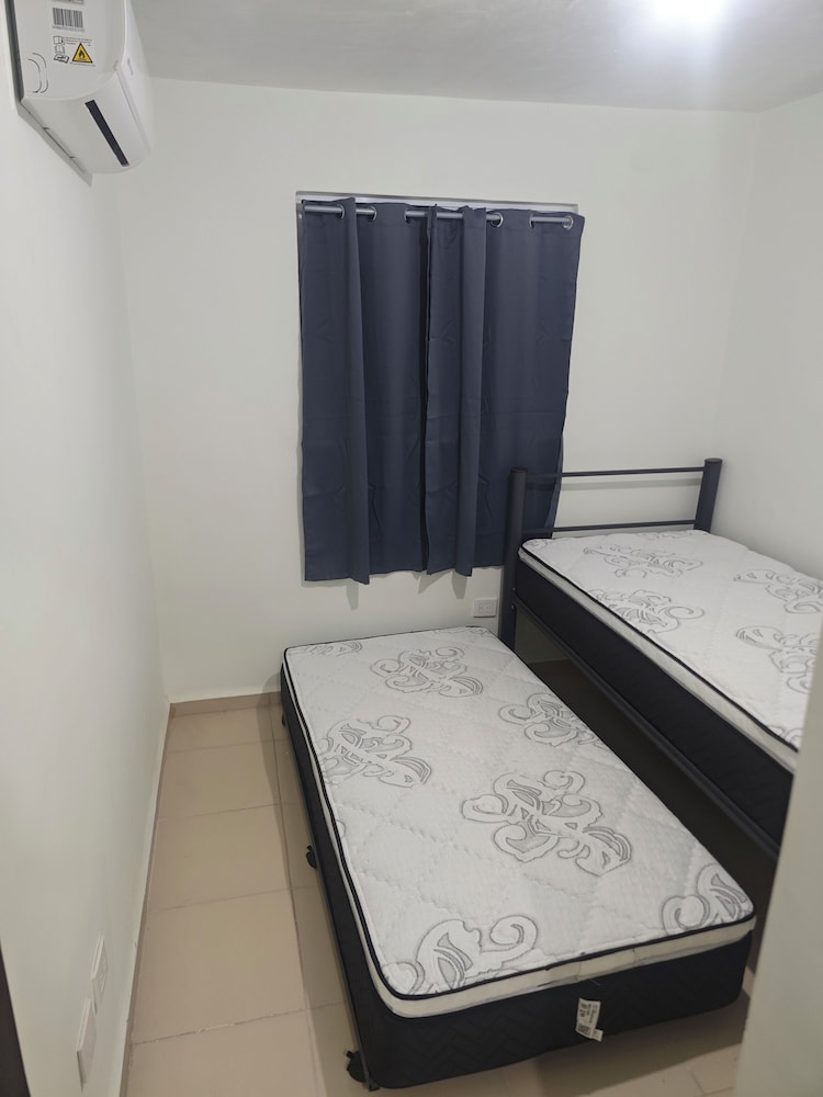 Casa 3 recámaras cerca del aeropuerto