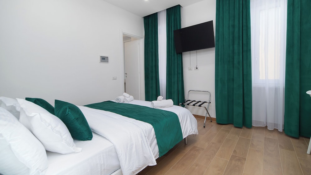 Lovely Rooms by Rentbeat