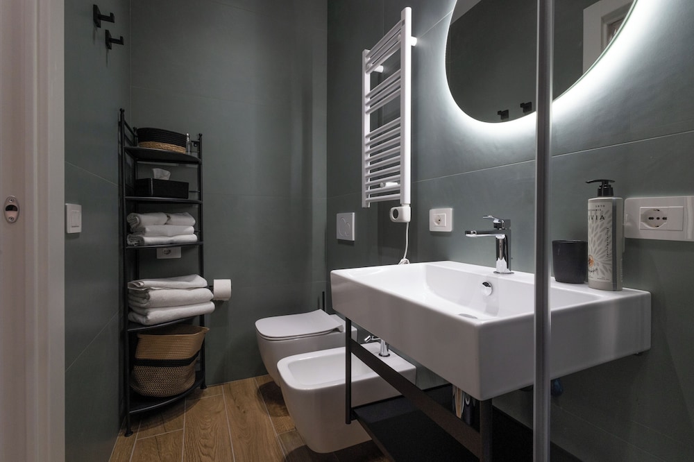 Style & Stone Guest House
