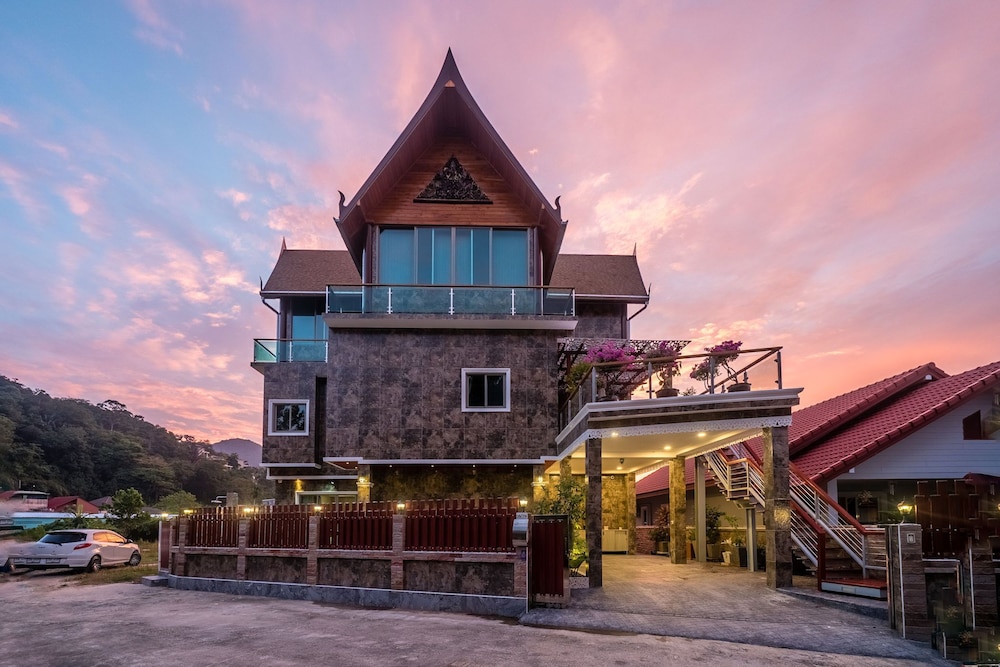 Exclusive Villa Stan with Top Amenities view 5