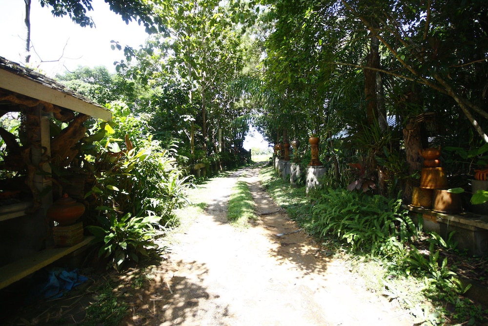 Baan Suan Jantra Home Stay