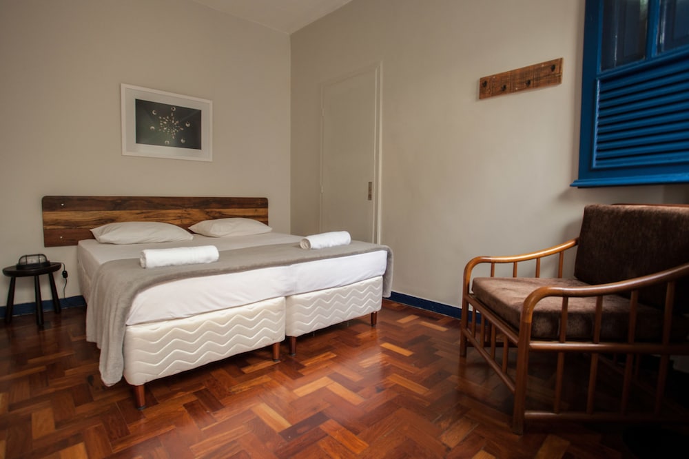 Trem Azul Hostel