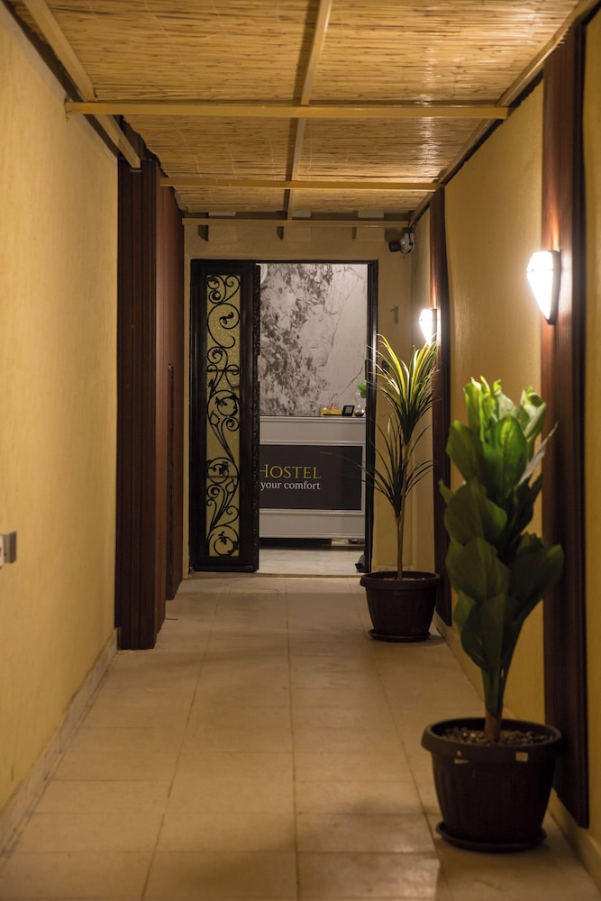 LuxHostel