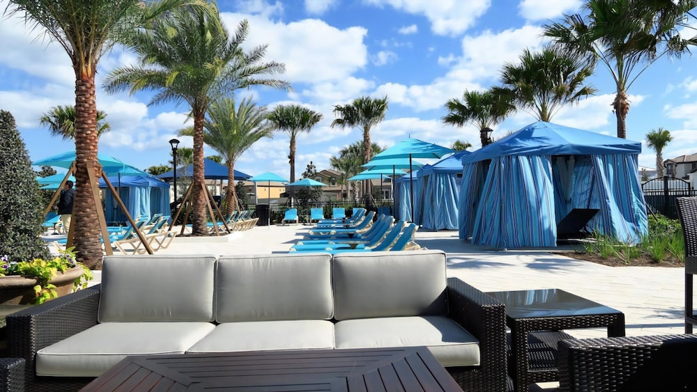 Stay Next Door to Disney at Windsor at Westside