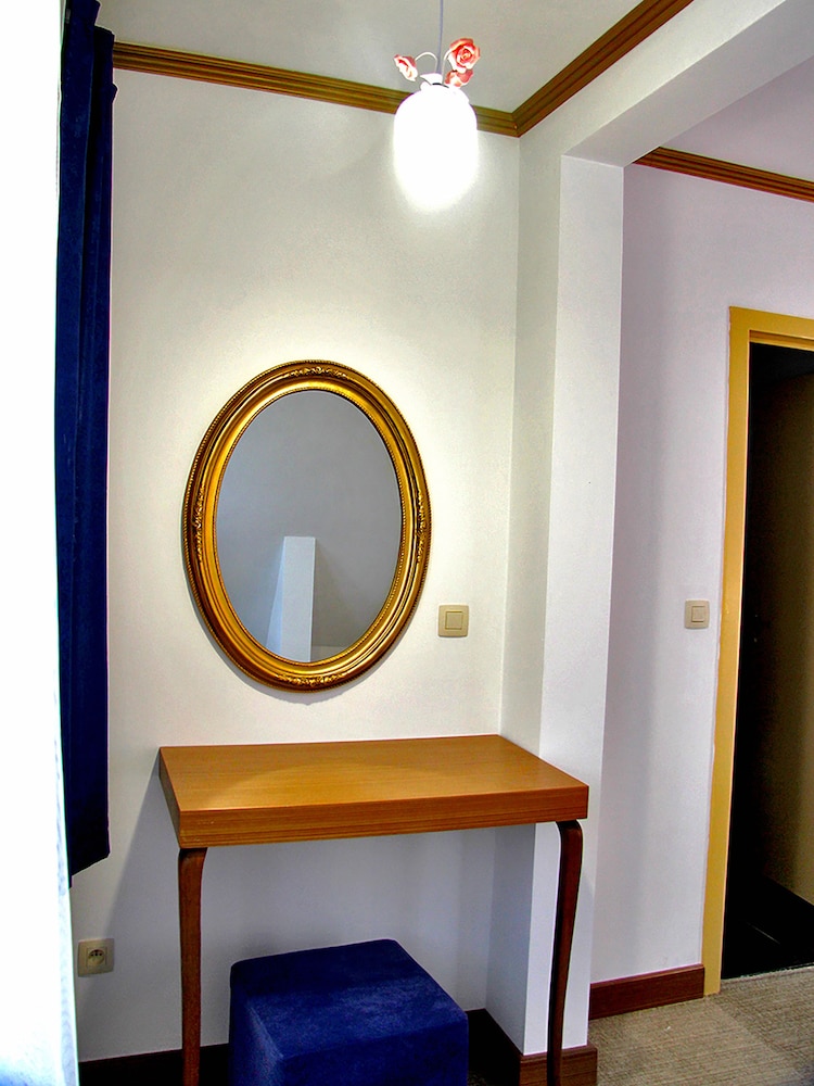Machelen Vacations - Fly Inn Brussels Airport - Property Image 12