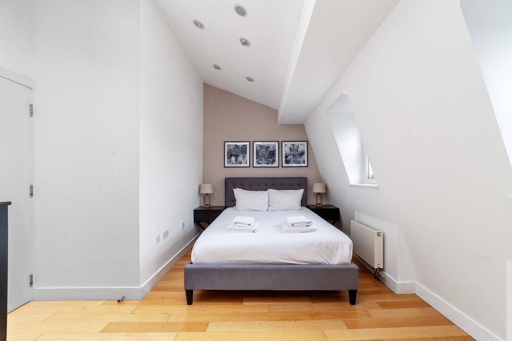 Luxury Chelsea Apartment