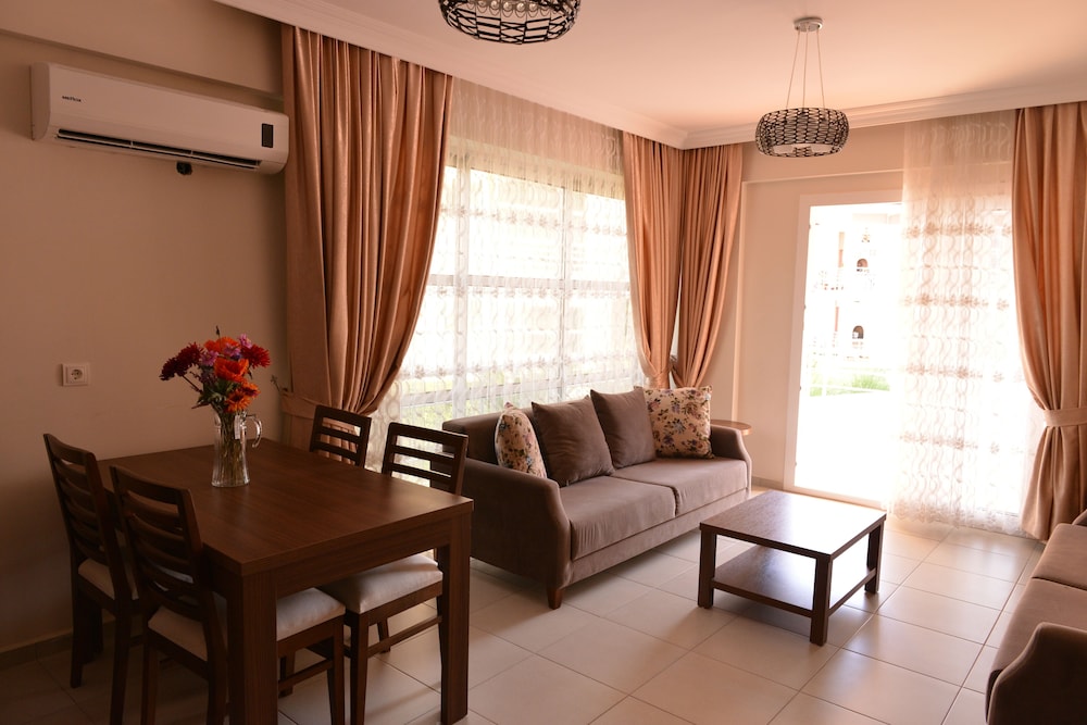 Korfez Garden Apartments
