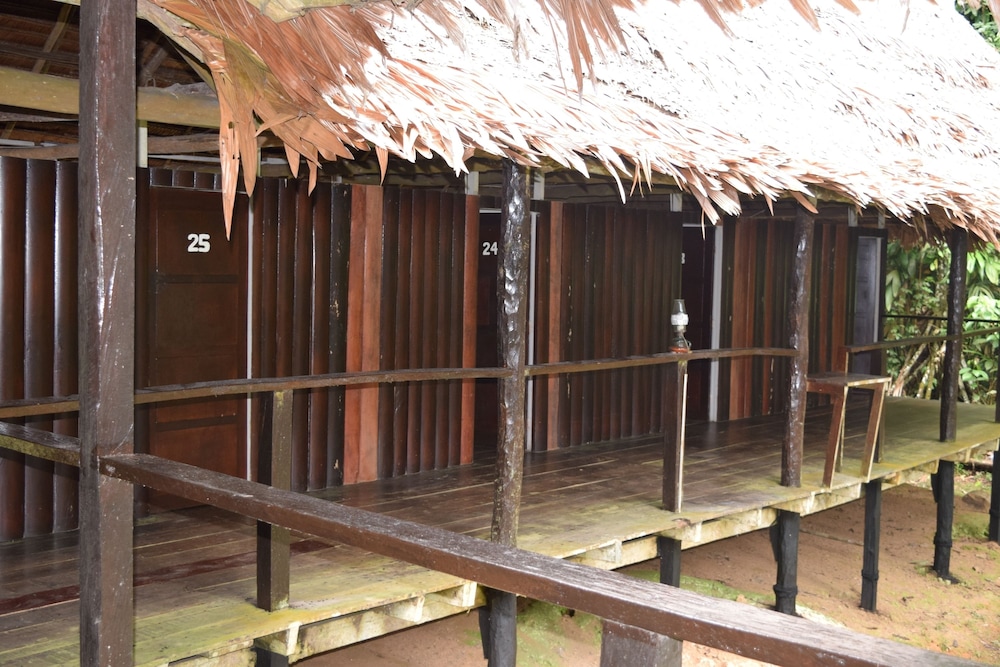 ExplorNapo Lodge