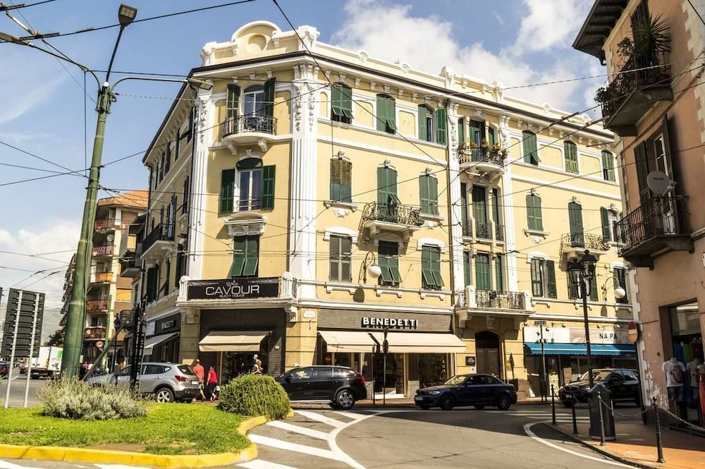 Cavour Guest House