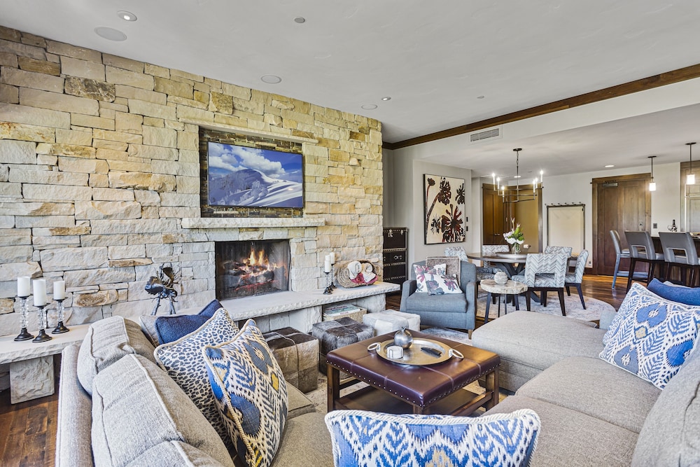 Arrowleaf Lodge at Deer Valley Resort - Three Bedroom Residence #315 3 Condo