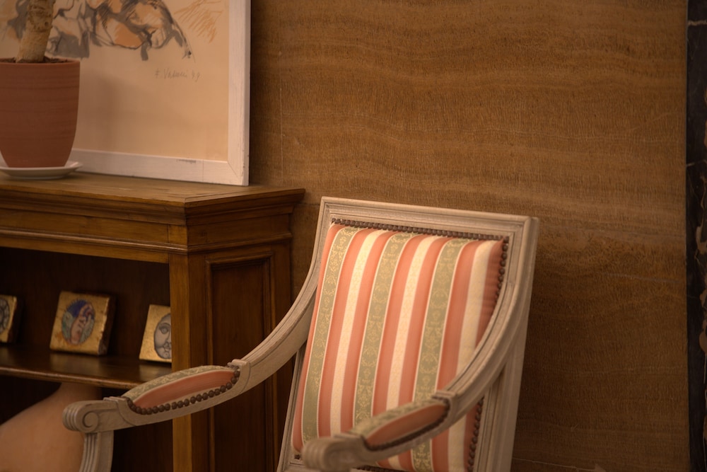 2115 Boutique Hostel