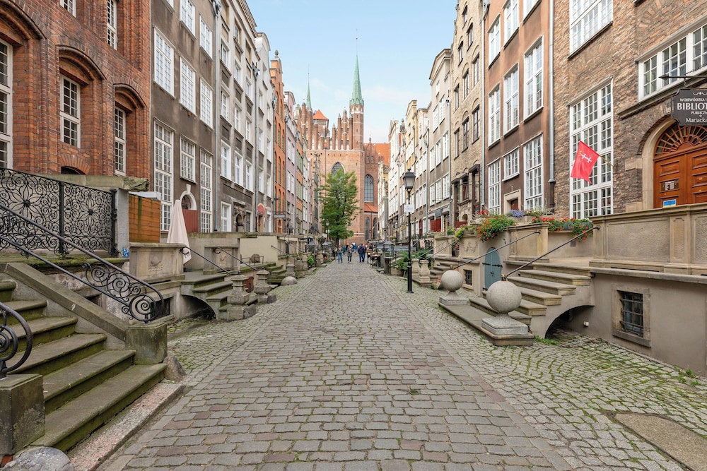 Old Town Mariacka by Downtown Apartments