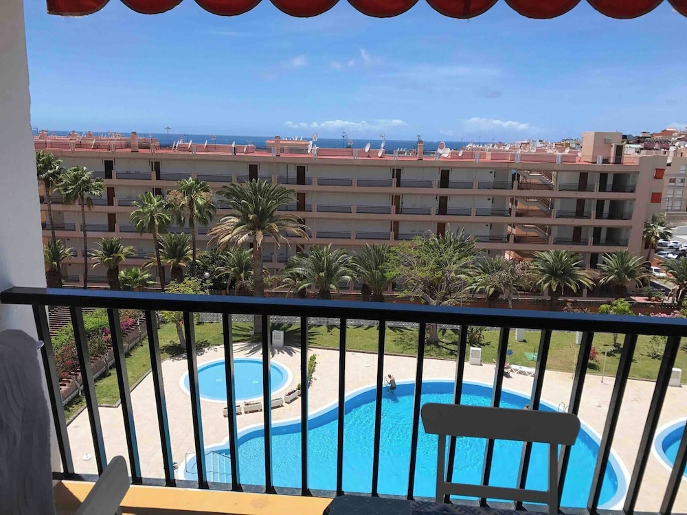 Delicious Los Cristianos,achacay,2bdr & 2bathr Beach Close Wifi Free