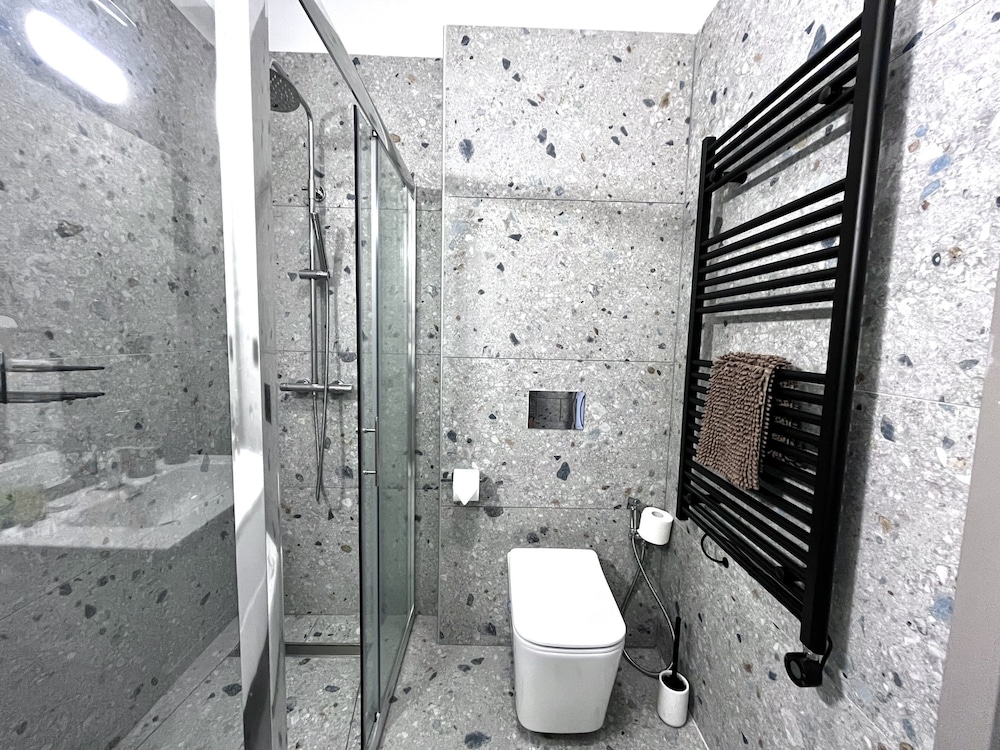 107 LIM - Stay Mouson View Apartment