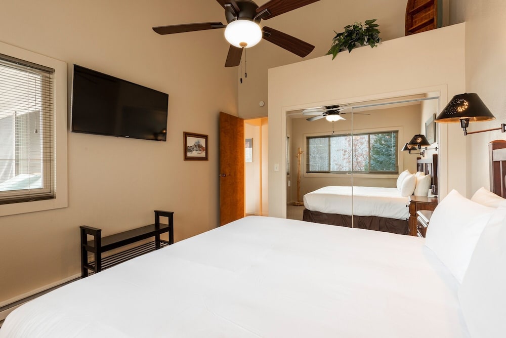 Park City Ski Resort UT - Snow Flower Vacation Homes