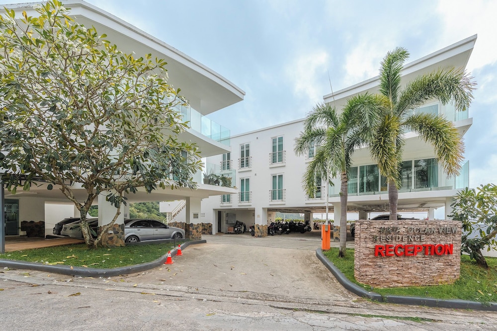Sea View 2BR Condo Prime Location C236
