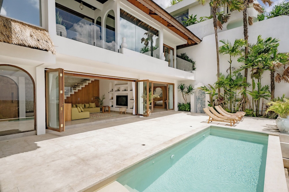 La Concha Villa and Studio Bingin