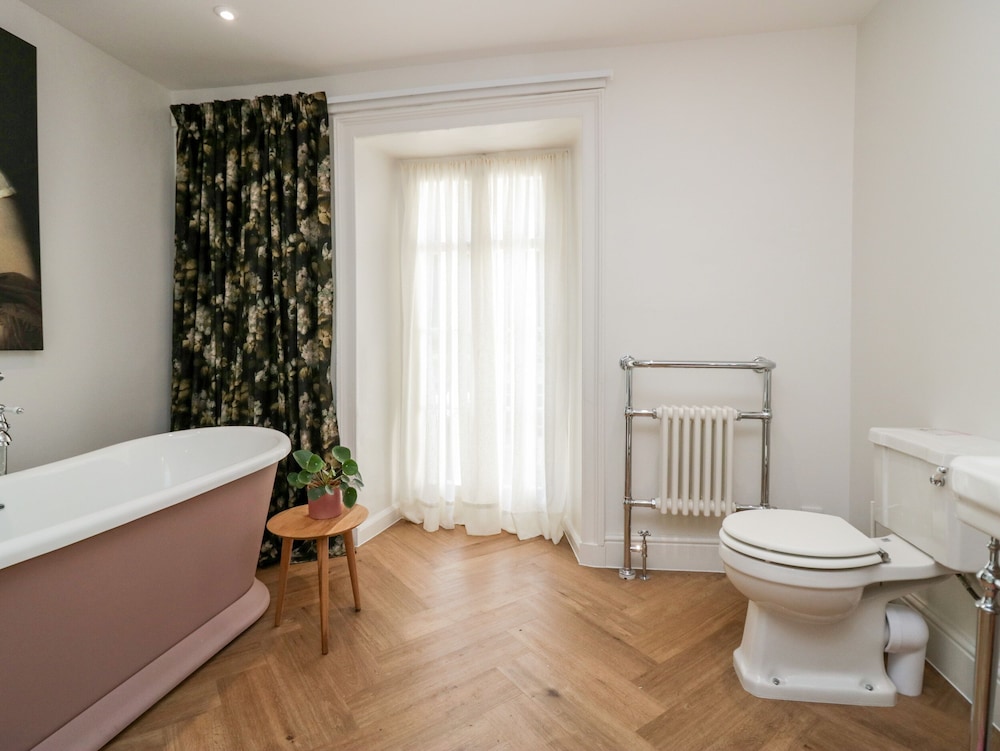 Penny Bridge House