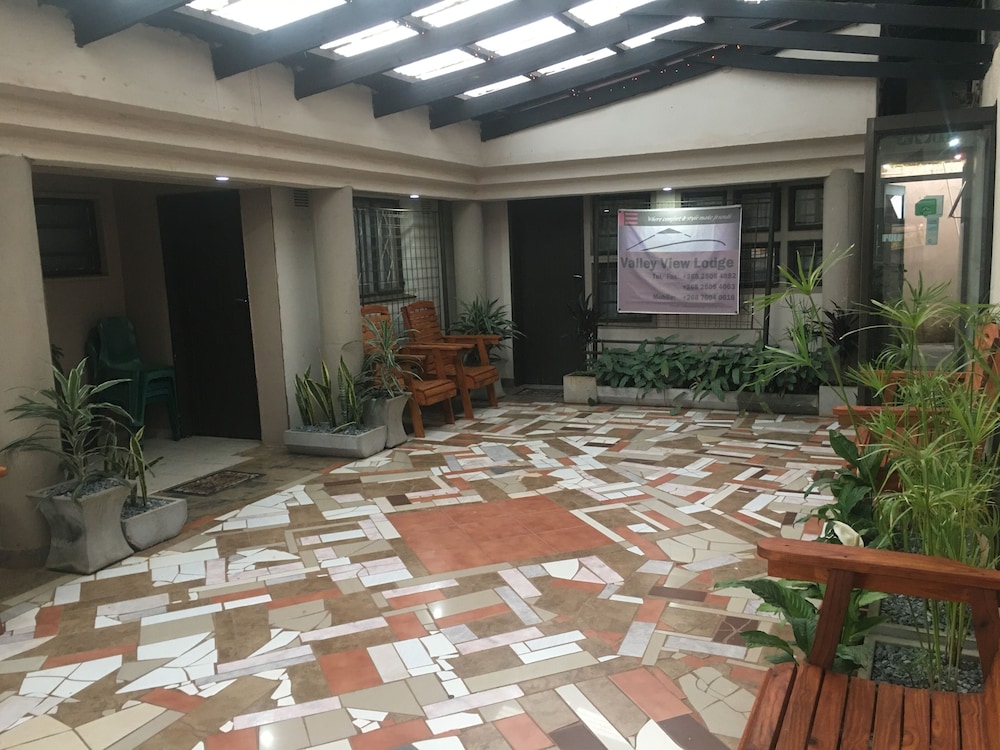 Valley View Lodge