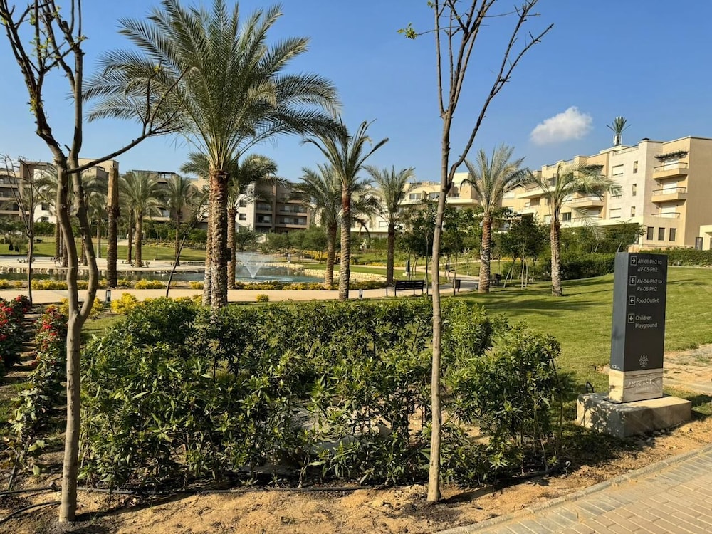 Penthouse with roof-amberville-NEWGIZA
