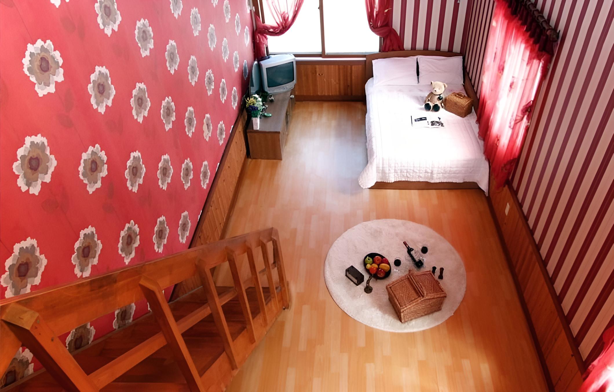 Photo 48