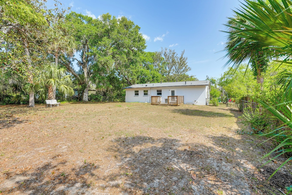 2 Mi to Lake Griffin: Fruitland Park Home