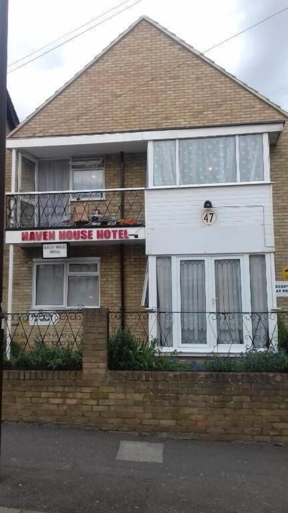 Haven House Hotel
