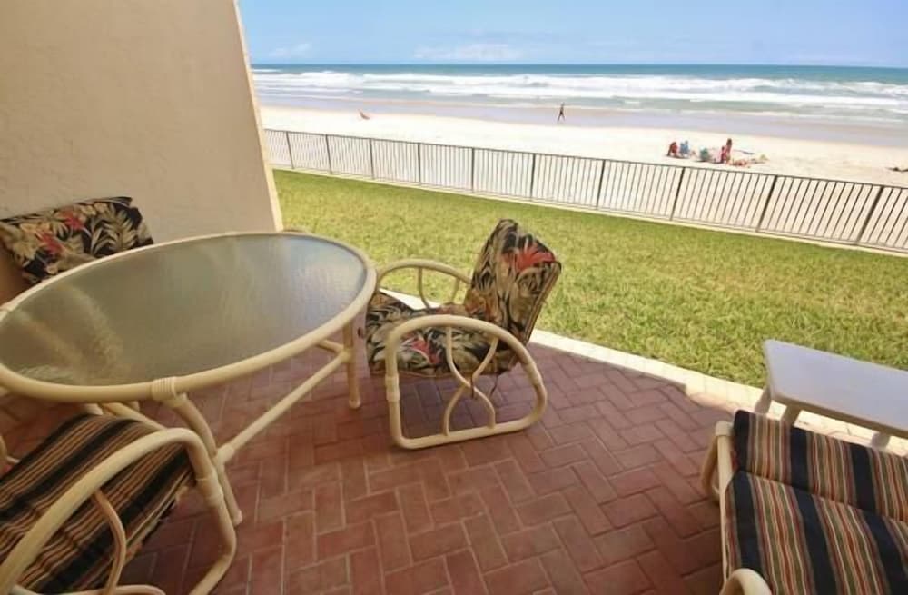 Sea Coast Gardens III 2 Bedroom Condo by Great Ocean Condos